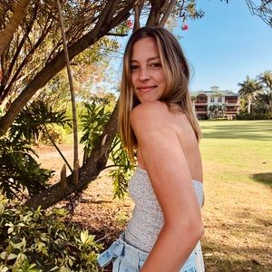 Meet your Posher, Ally